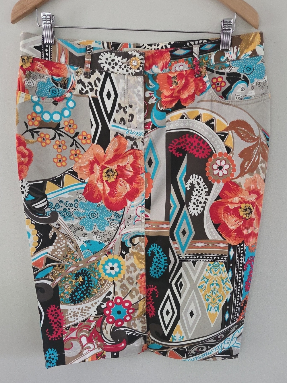 NWOT Blumarine Italian Vintage Y2K multicolor And Design Skirt With Slit